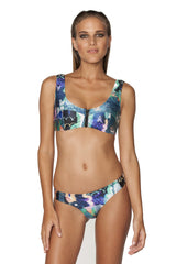 Isa Bikini